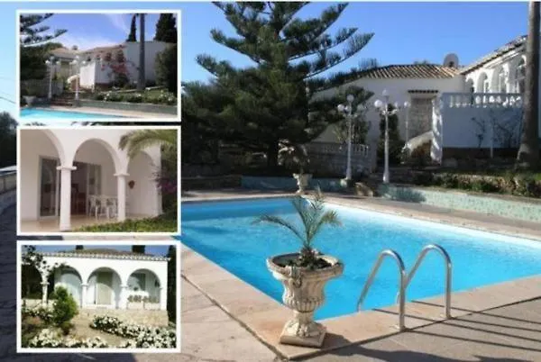 Villa La Noria Maurische Bungalows Grosser Pool Garten Mit Rasen Und Grossen Terrassen Cala Romantica