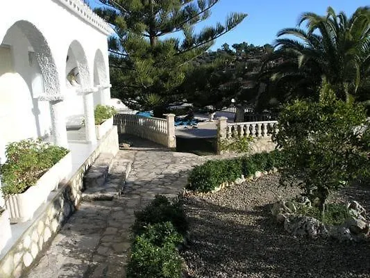 Villa La Noria Maurische Bungalows Grosser Pool Garten Mit Rasen Und Grossen Terrassen Cala Romantica  Cala Romantica (Mallorca)